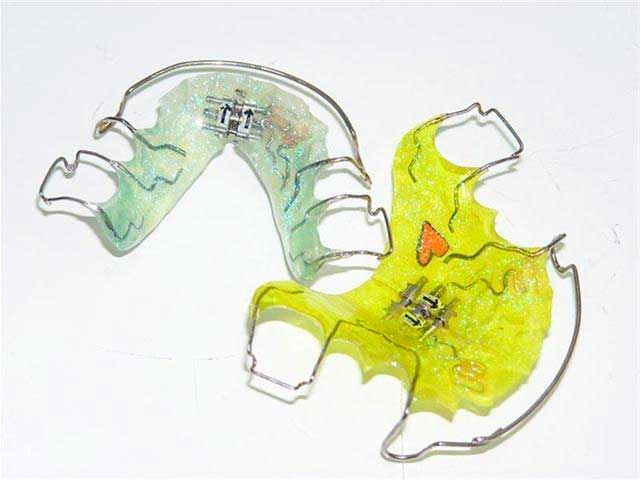 пластинки стоматологические